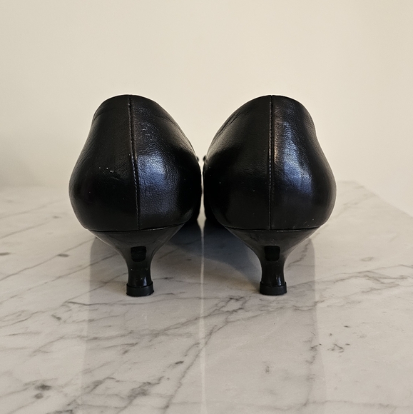 Size 6½D | Salvatore Ferragamo heels - Picture 5 of 11